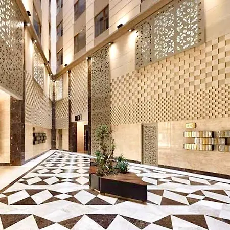 Apartment Skyline Oasis