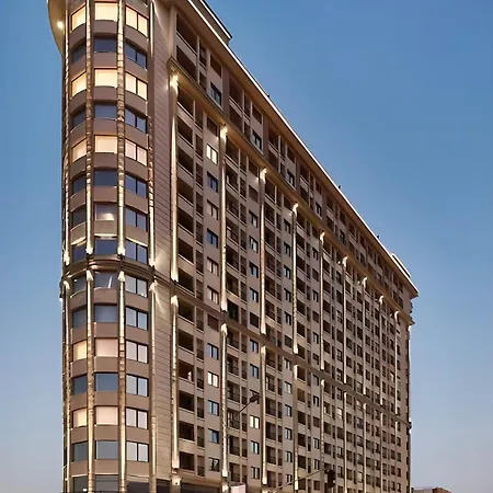 Skyline Oasis